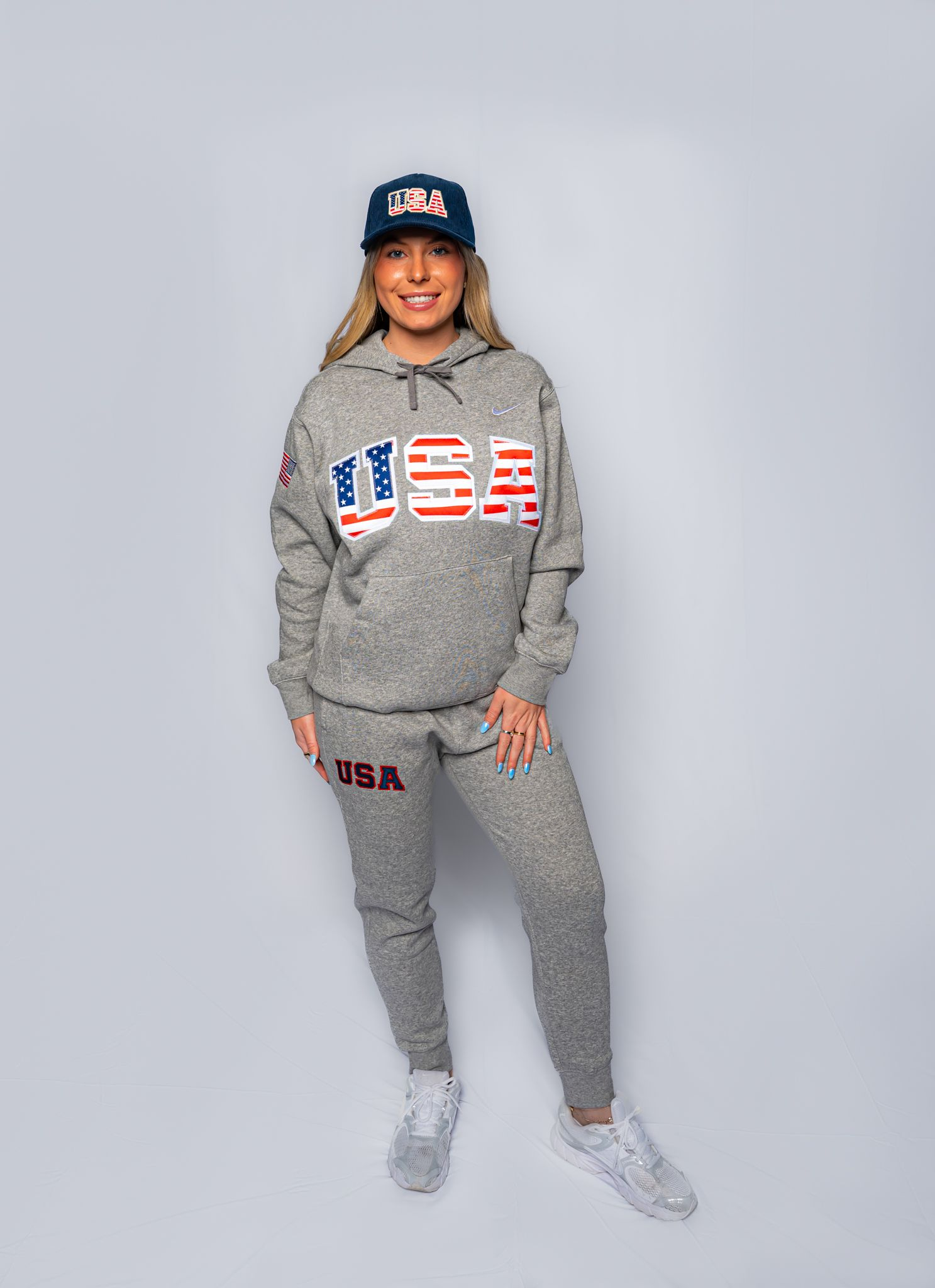 Stars &amp; Stripes Retro Nike Hoodie with Sewn-On USA and Flag
